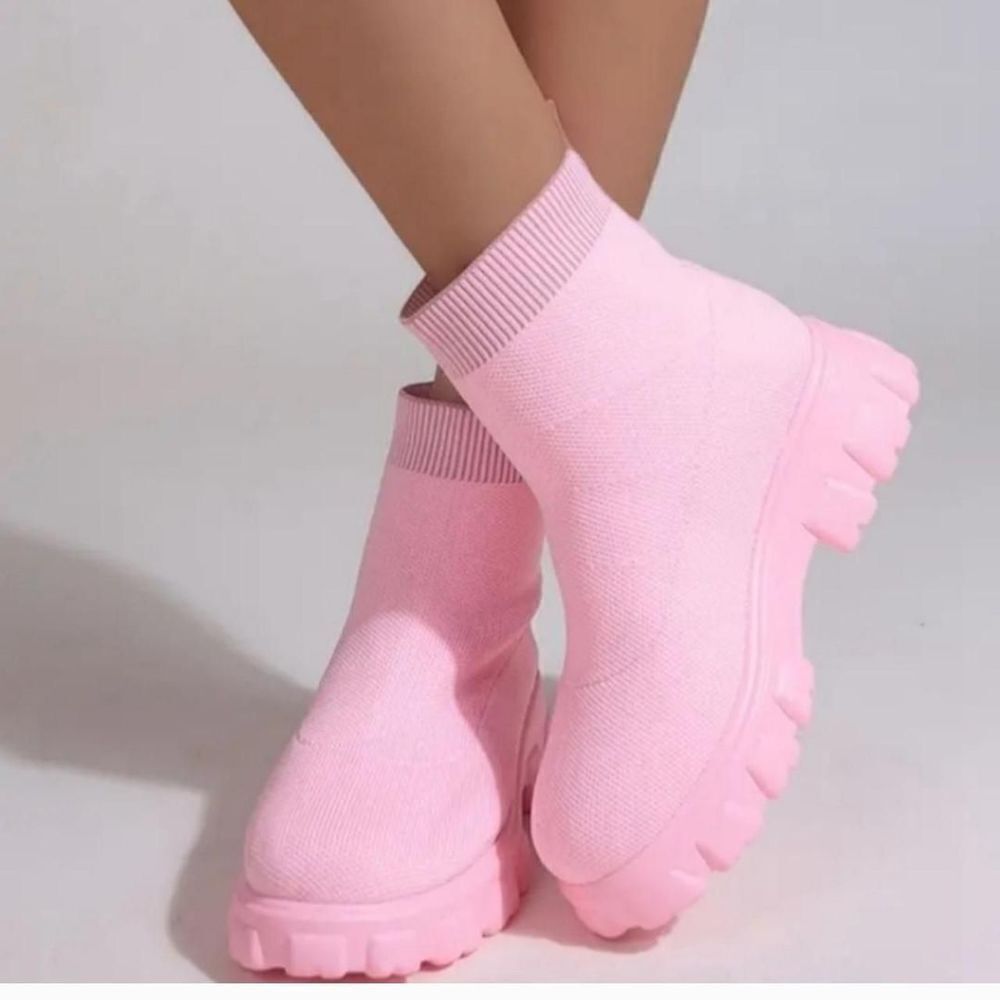 Womens Pink Trendy slip on Boots sz8